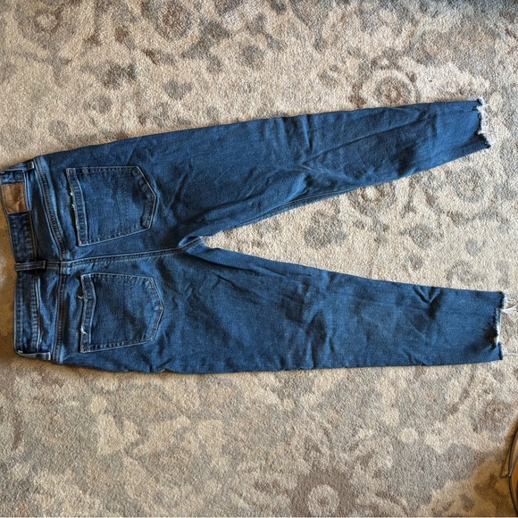 American Eagle Outfitters Strigid Mom Jeans - Picture 2 of 6